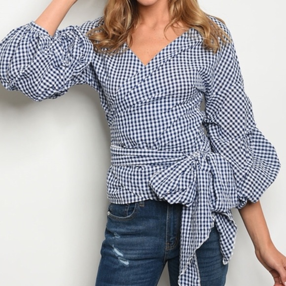🌸1 SMALL🌸Navy & White Gingham Wrap Top - Picture 6 of 7